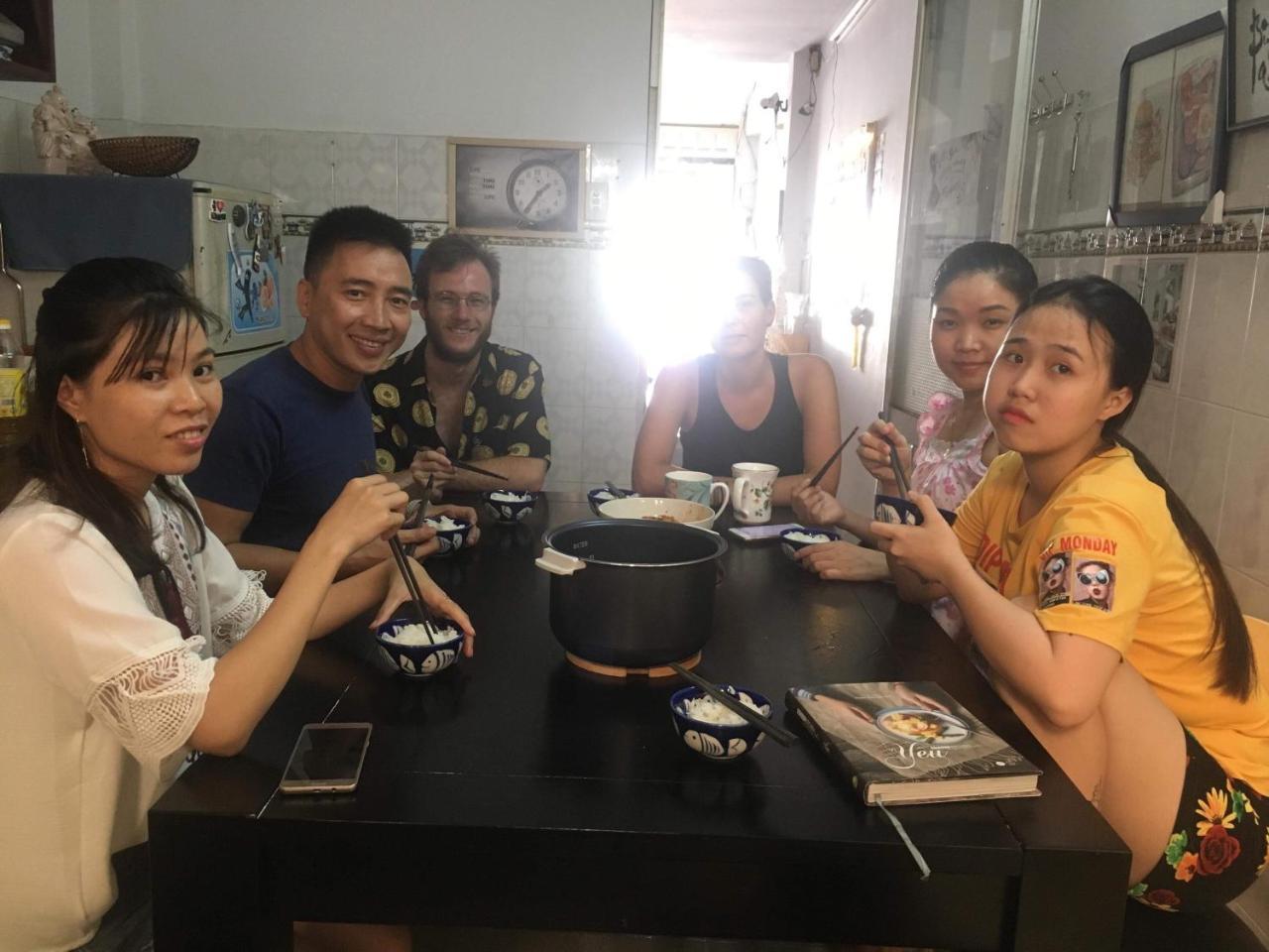 Ở trọ F5 House *
